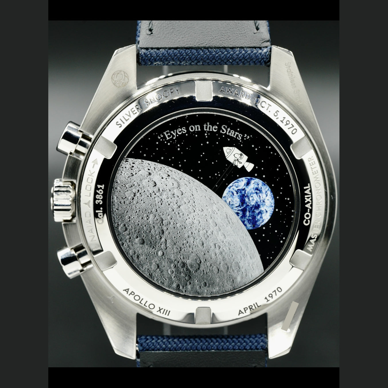 Omega Speedmaster Silver Snoopy Award 310.32.42.50.02.001
