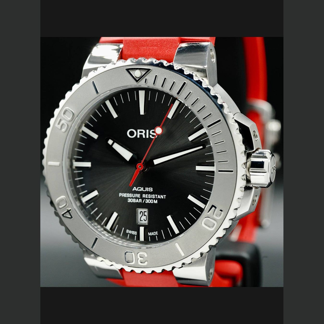 Oris Aquis Date Relief on Strap 01 733 7730 4153