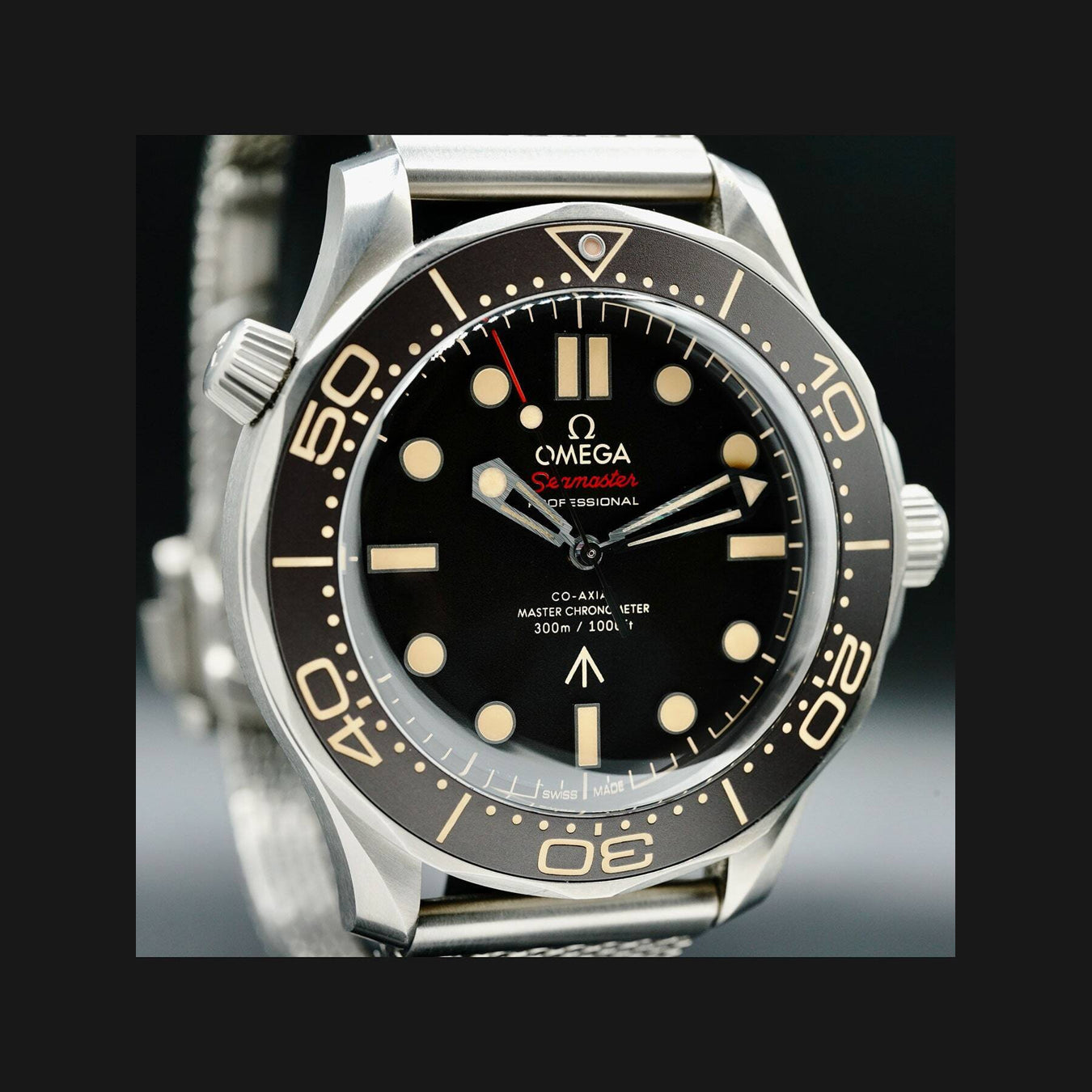 Omega Seamaster Diver 300M 007 James Bond Edition 210.92.42.20.01.001