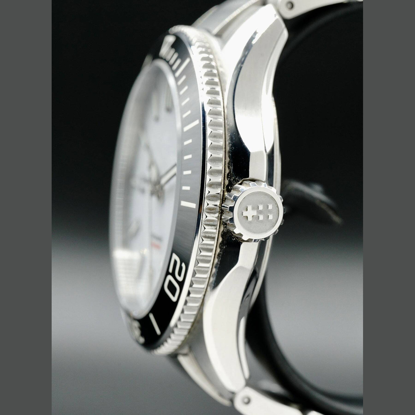 Christopher Ward C60 Trident Pro C60-42ADA3-S0KW0