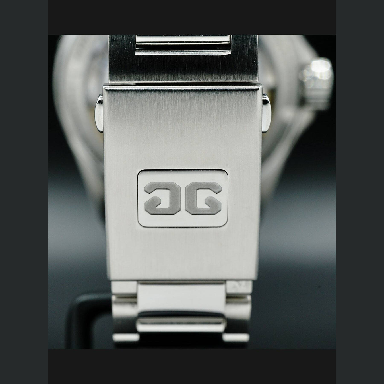 Glashütte Original SeaQ Panorama Date on Bracelet 1-36-13-01-80-70