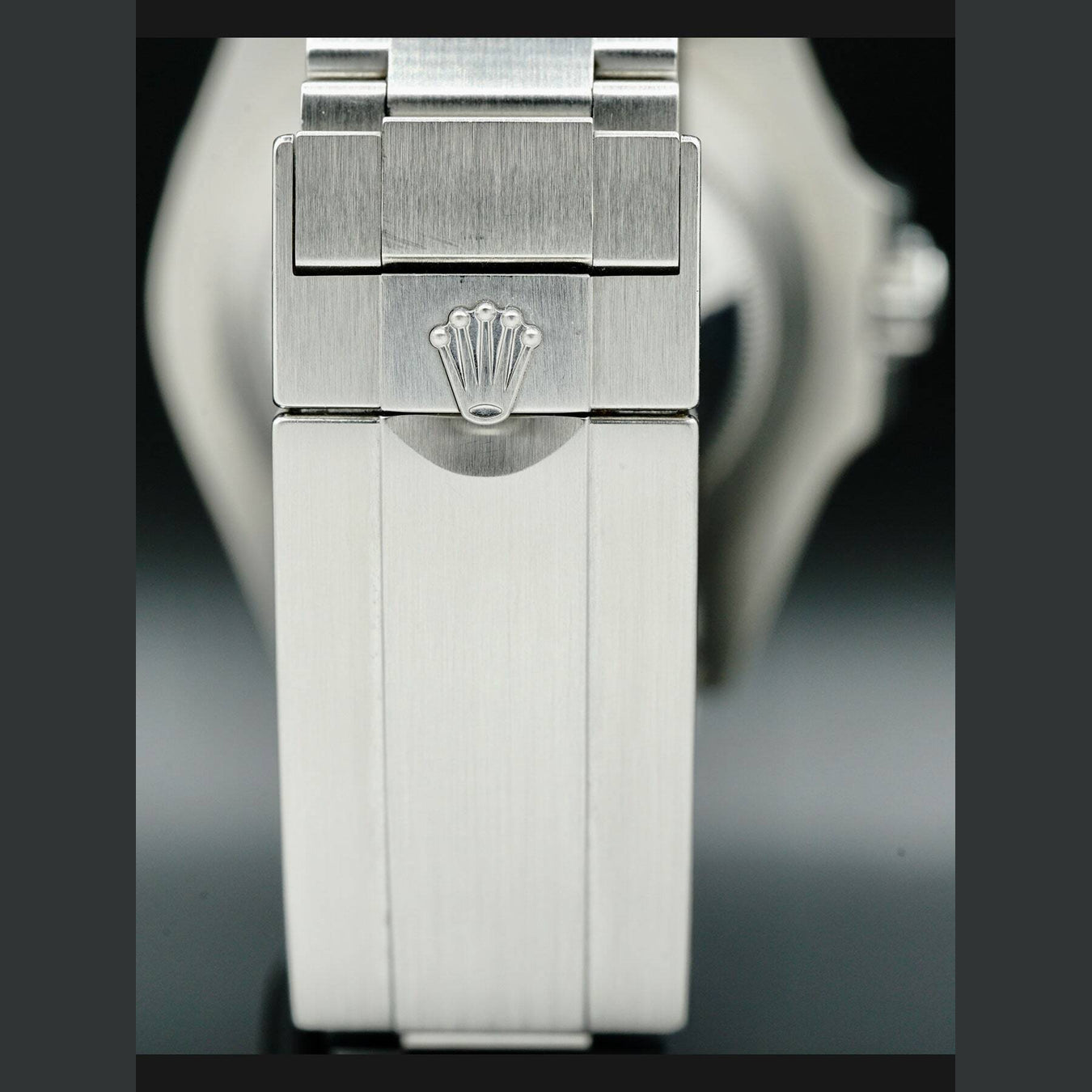 Rolex Oyster Perpetual Sea-Dweller M126600-001