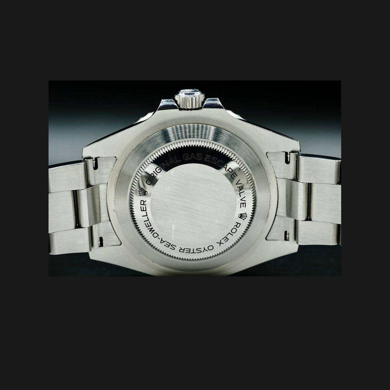 Rolex Oyster Perpetual Sea-Dweller M126600-001