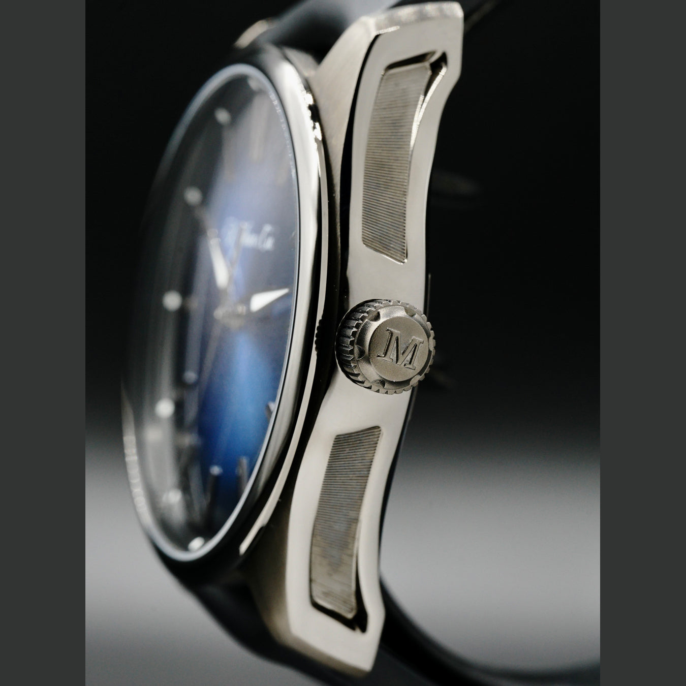 H. Moser & Cie. Pioneer Centre Seconds Funky Blue Black Edition 3200-1205