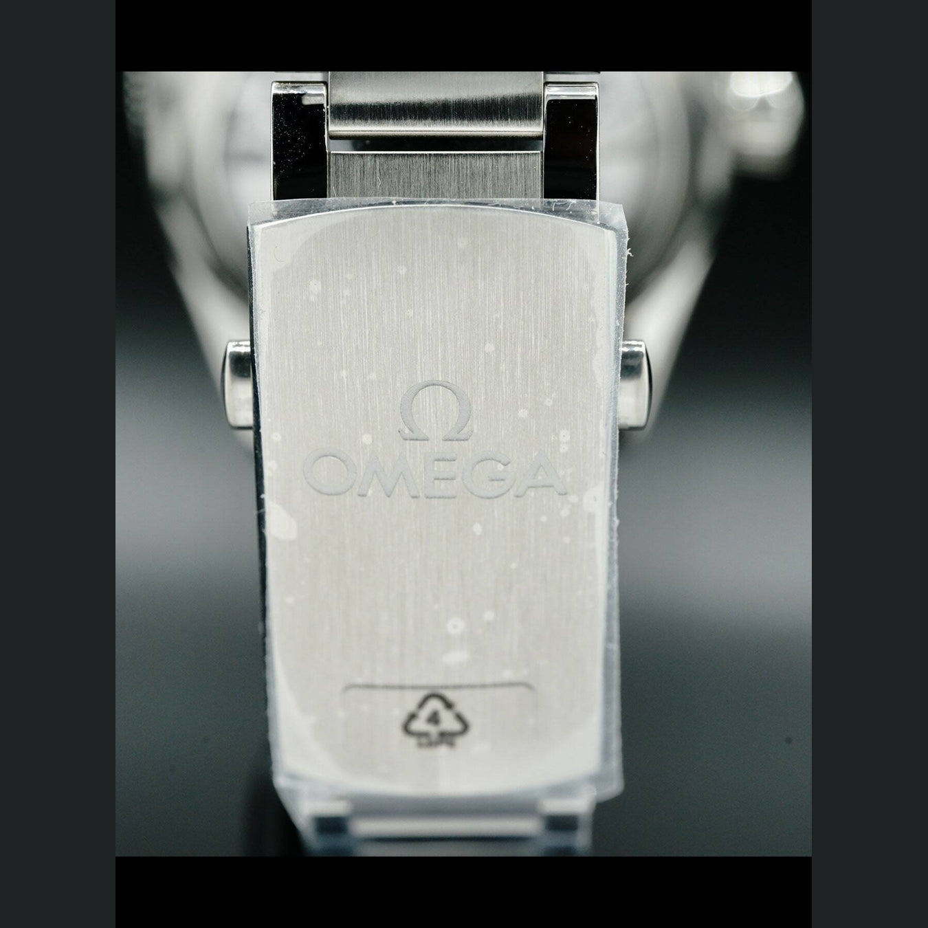 Omega Seamaster 300 Master Chronometer 234.30.41.21.01.001