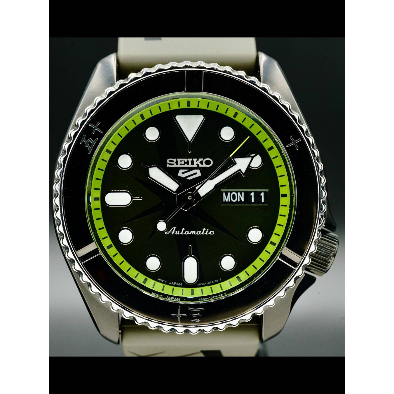 Seiko 5 Sports SRPH67 Zoro