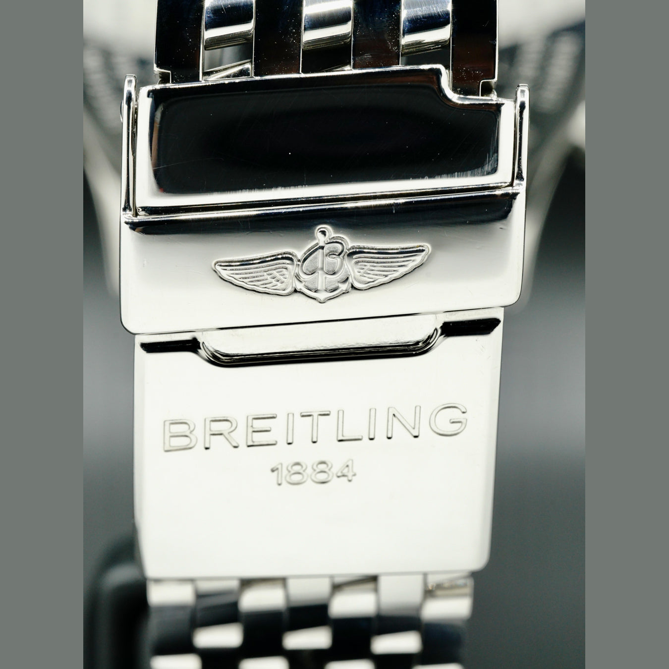 Breitling Navitimer A24322/B726