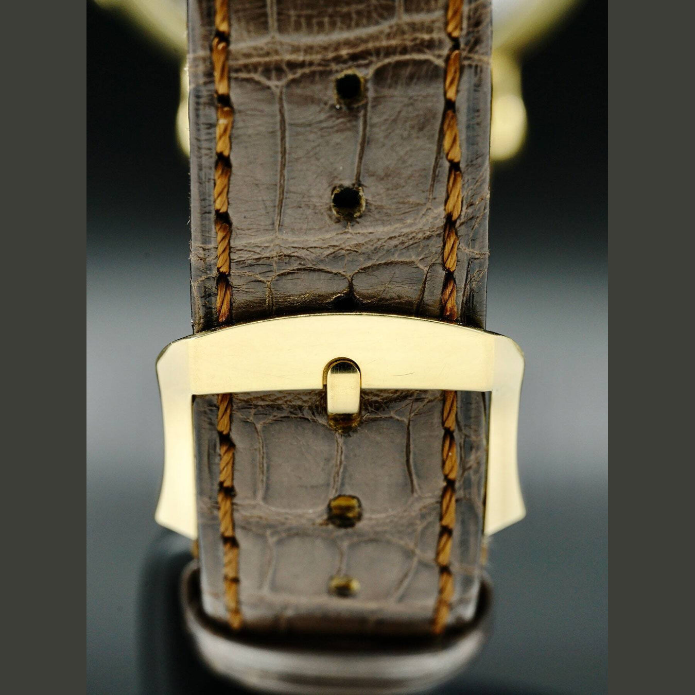 Laurent Ferrier École Annual Calendar Yellow Gold Grey Dial LCF025.J1.A2W