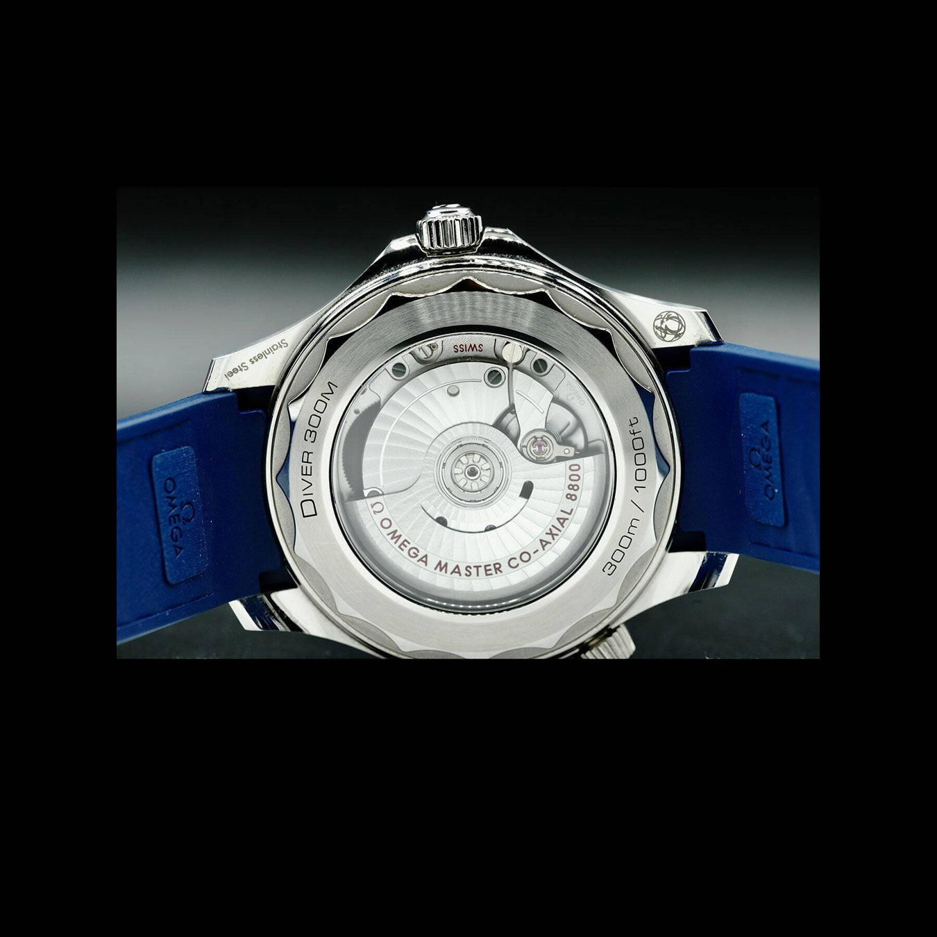 Omega Seamaster Diver 300M Co-Axial Master Chronometer on Rubber Strap 210.32.42.20.03.001