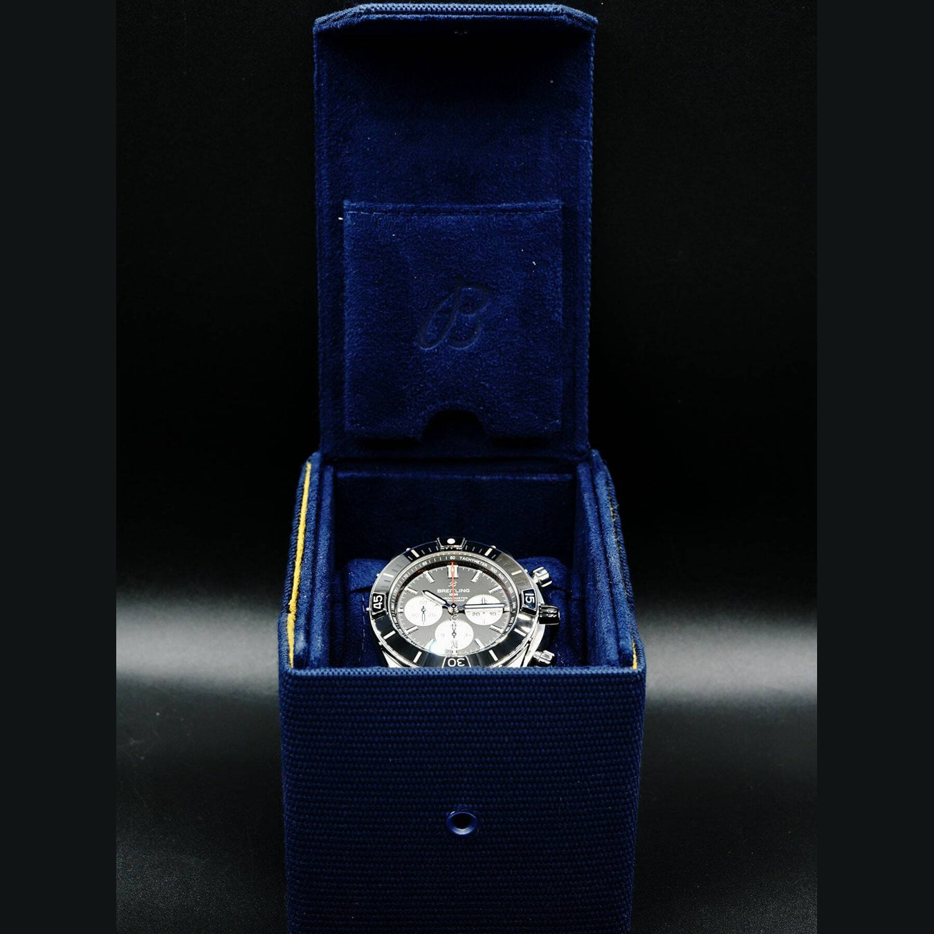 Breitling Super Chronomat B01 44 AB0136