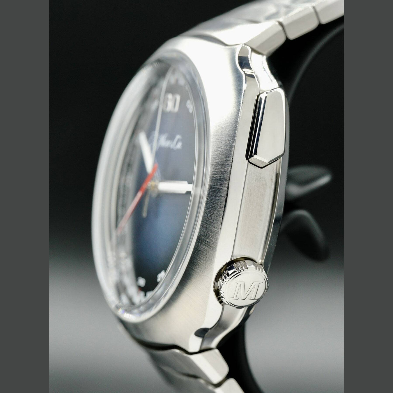 H. Moser & Cie. Streamliner Chrono Blue 6902-1201