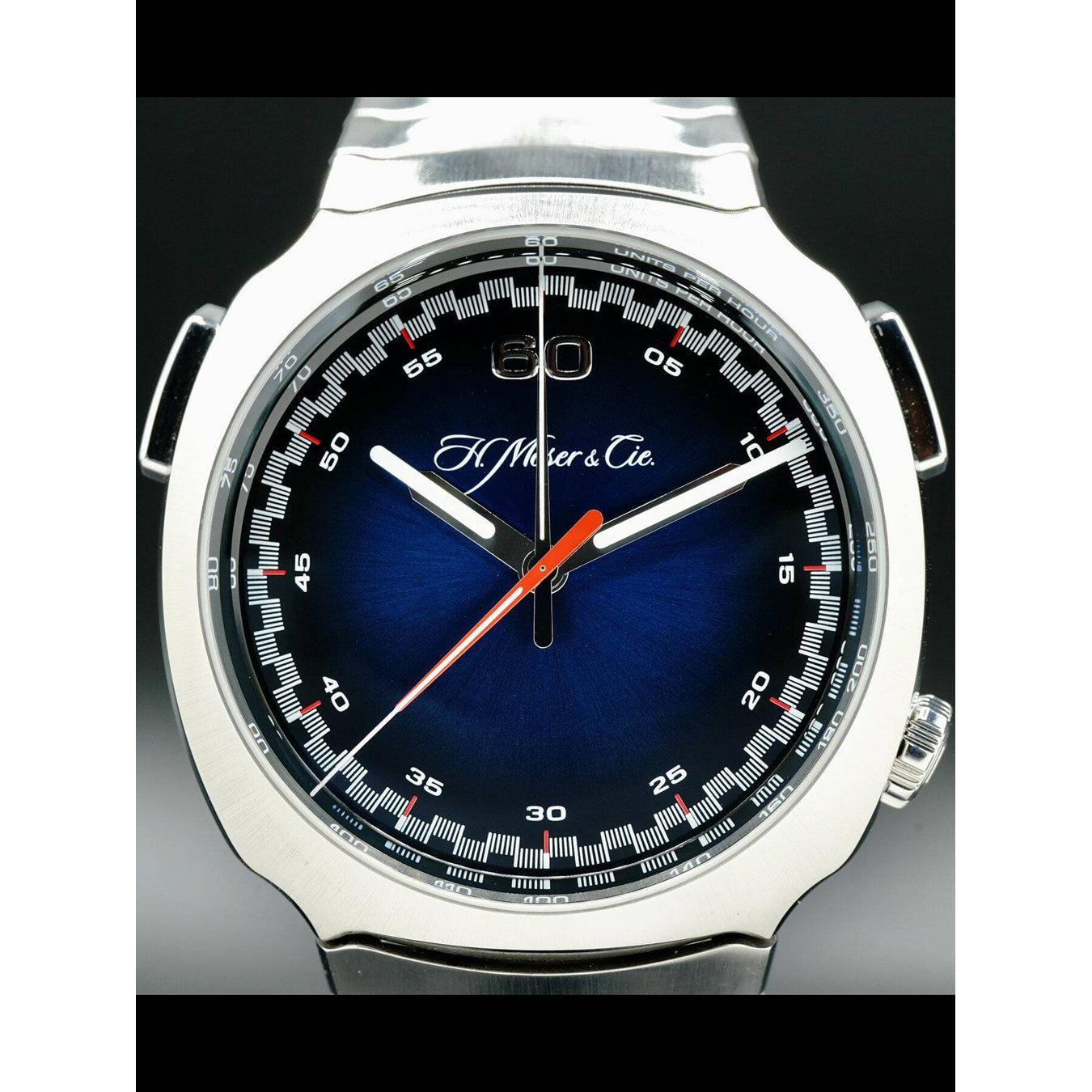 H. Moser & Cie. Streamliner Chrono Blue 6902-1201