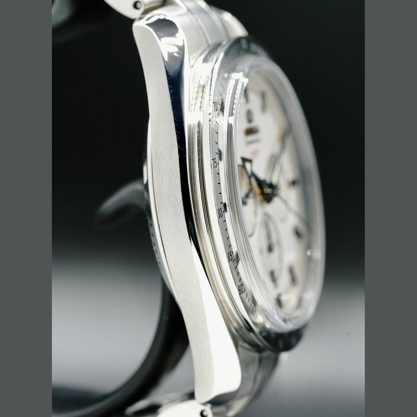 Rare Omega Speedmaster Broad Arrow 321.10.42.50.02.001