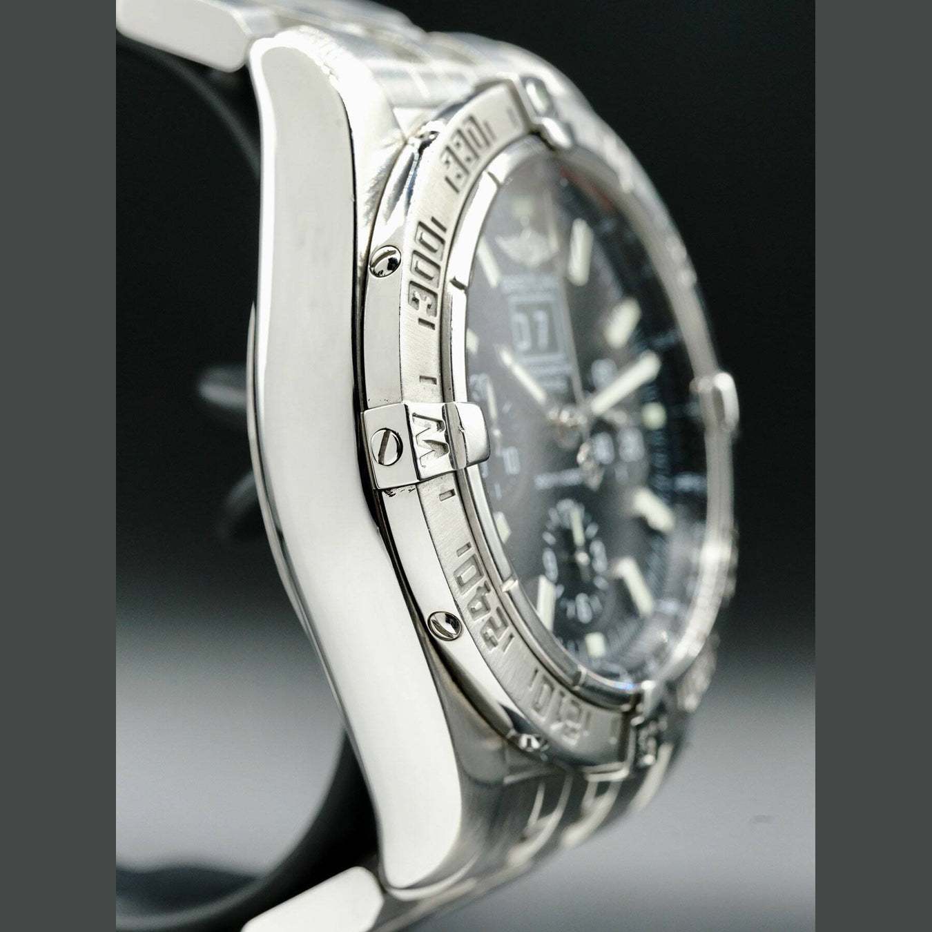 Breitling Blackbird A44359