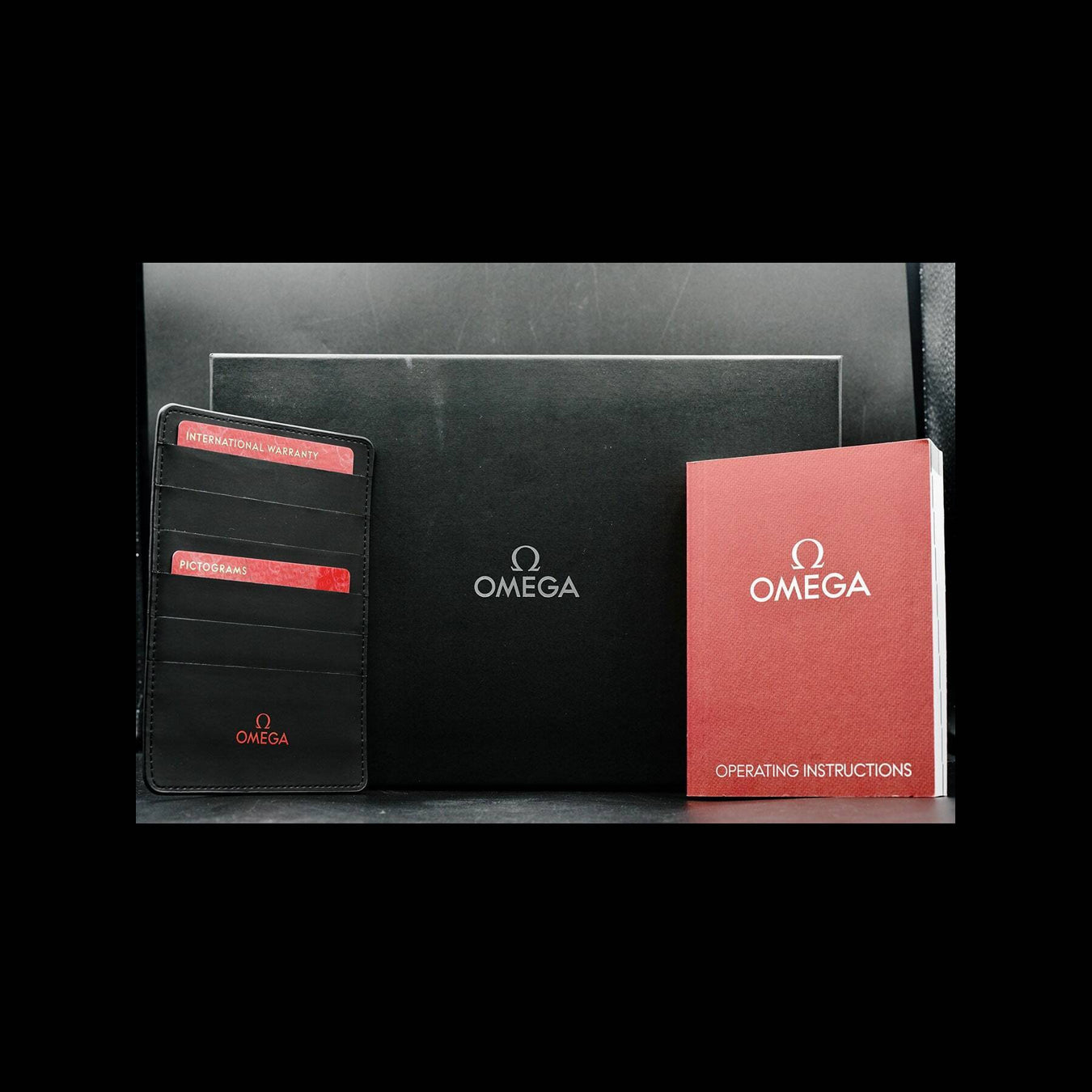 Omega Speedmaster Dark Side of the Moon 311.92.44.51.01.007