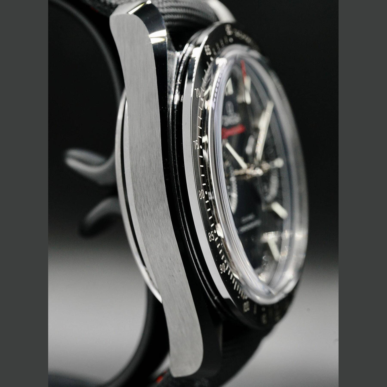 Omega Speedmaster Dark Side of the Moon 311.92.44.51.01.007
