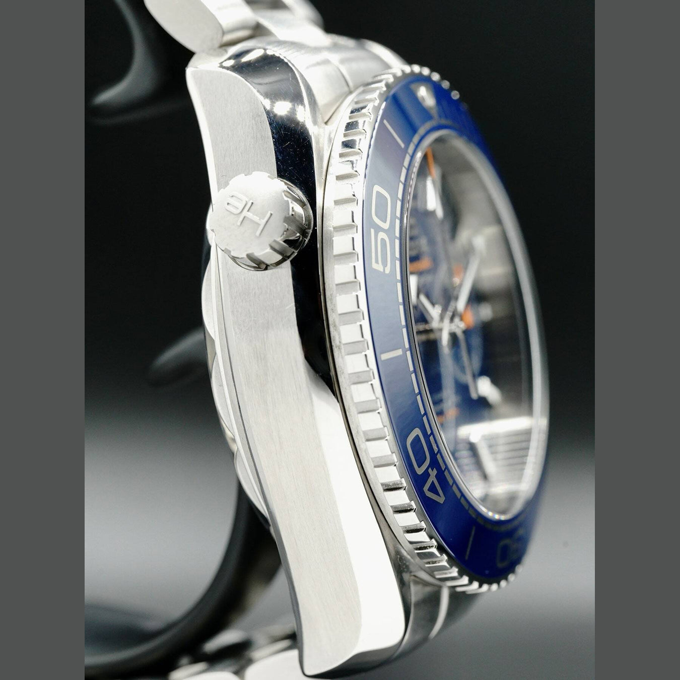 Planet Ocean 600M Omega Co-Axial Master Chronometer Chronograph 45.5mm 215.30.46.51.03.001