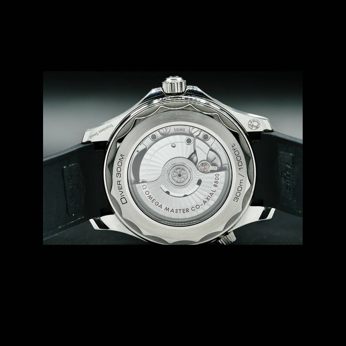 Omega Seamaster Diver 300M Co-Axial Master Chronometer Black Dial on Rubber Strap 210.32.42.20.01.001