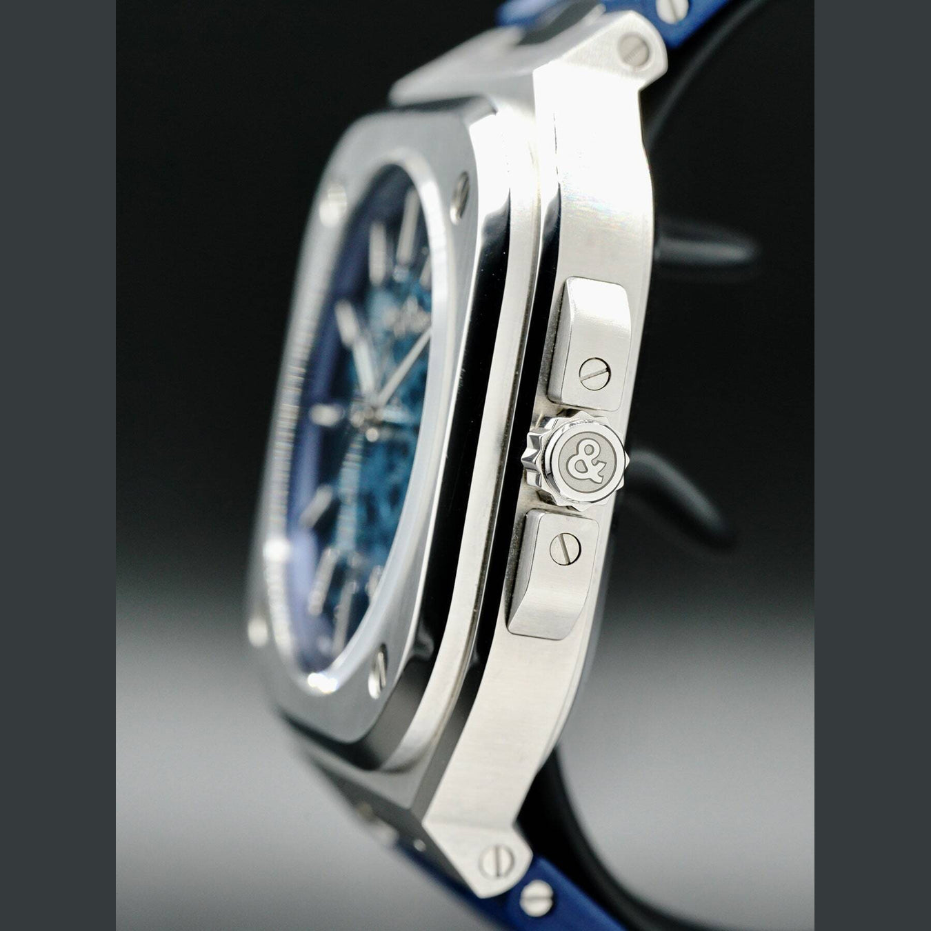 Bell & Ross BR 05 Skeleton Blue on Strap BR05A-BLU-SKST-SRB