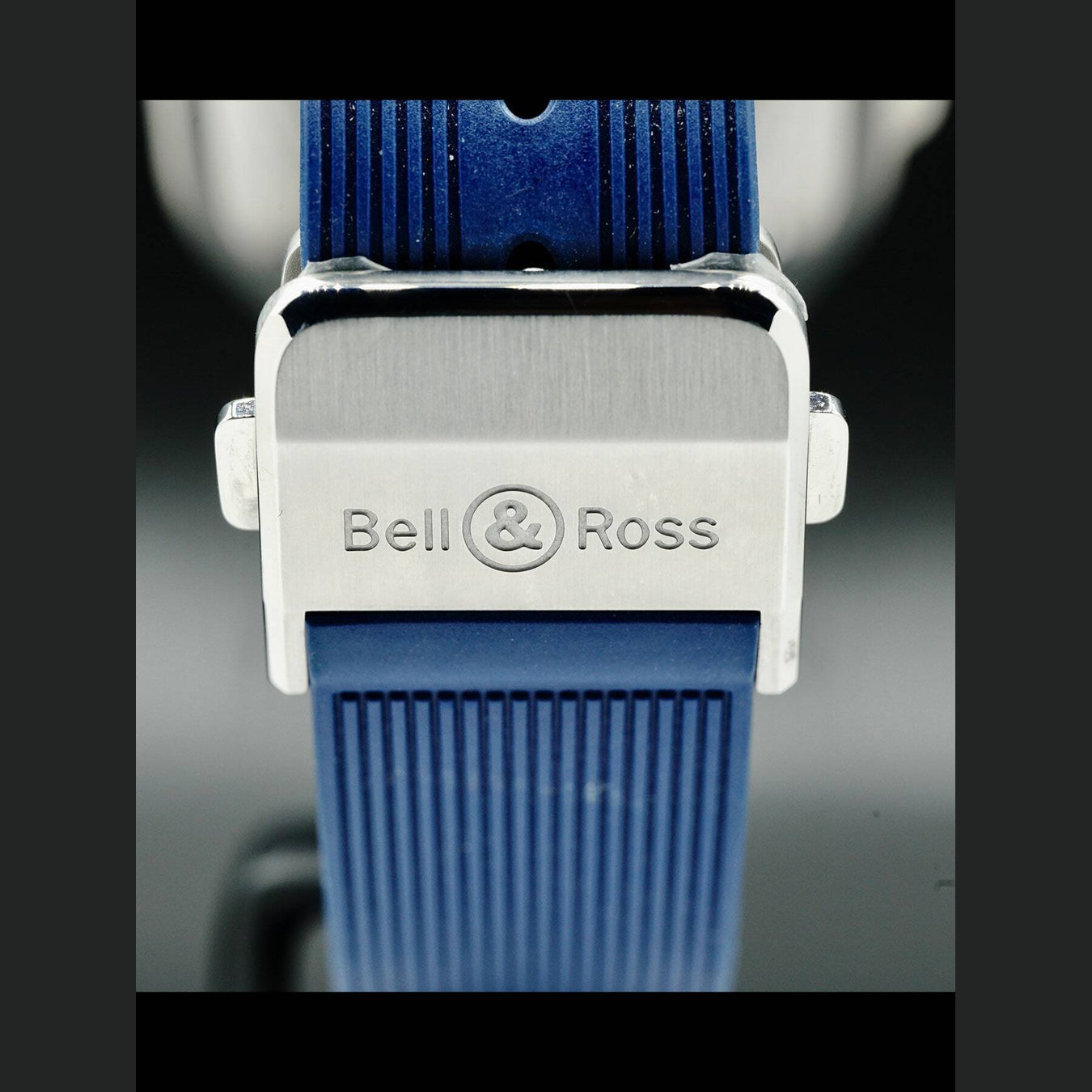 Bell & Ross BR 05 Skeleton Blue on Strap BR05A-BLU-SKST-SRB