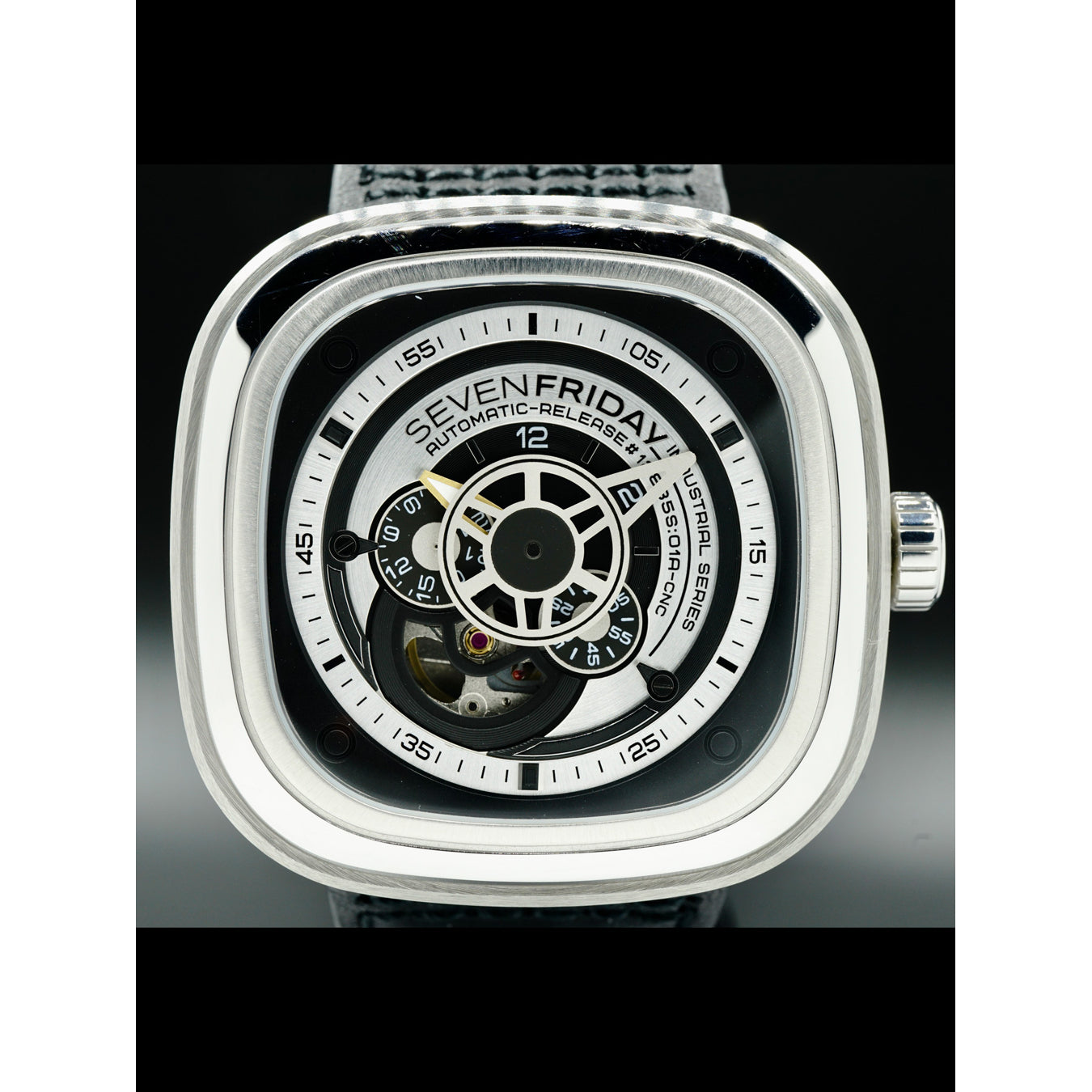 Sevenfriday SF-P1B/01