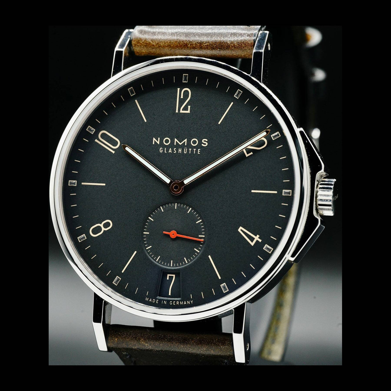 NOMOS Glashütte Ahoi Atlantik Datum 553