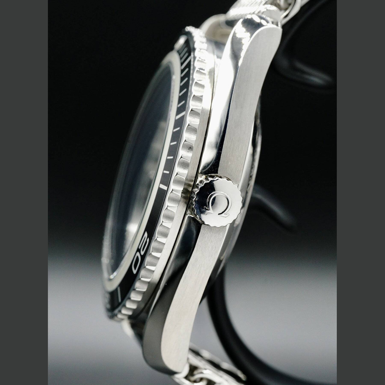 Omega Seamaster Planet Ocean 600M 2200.53.00