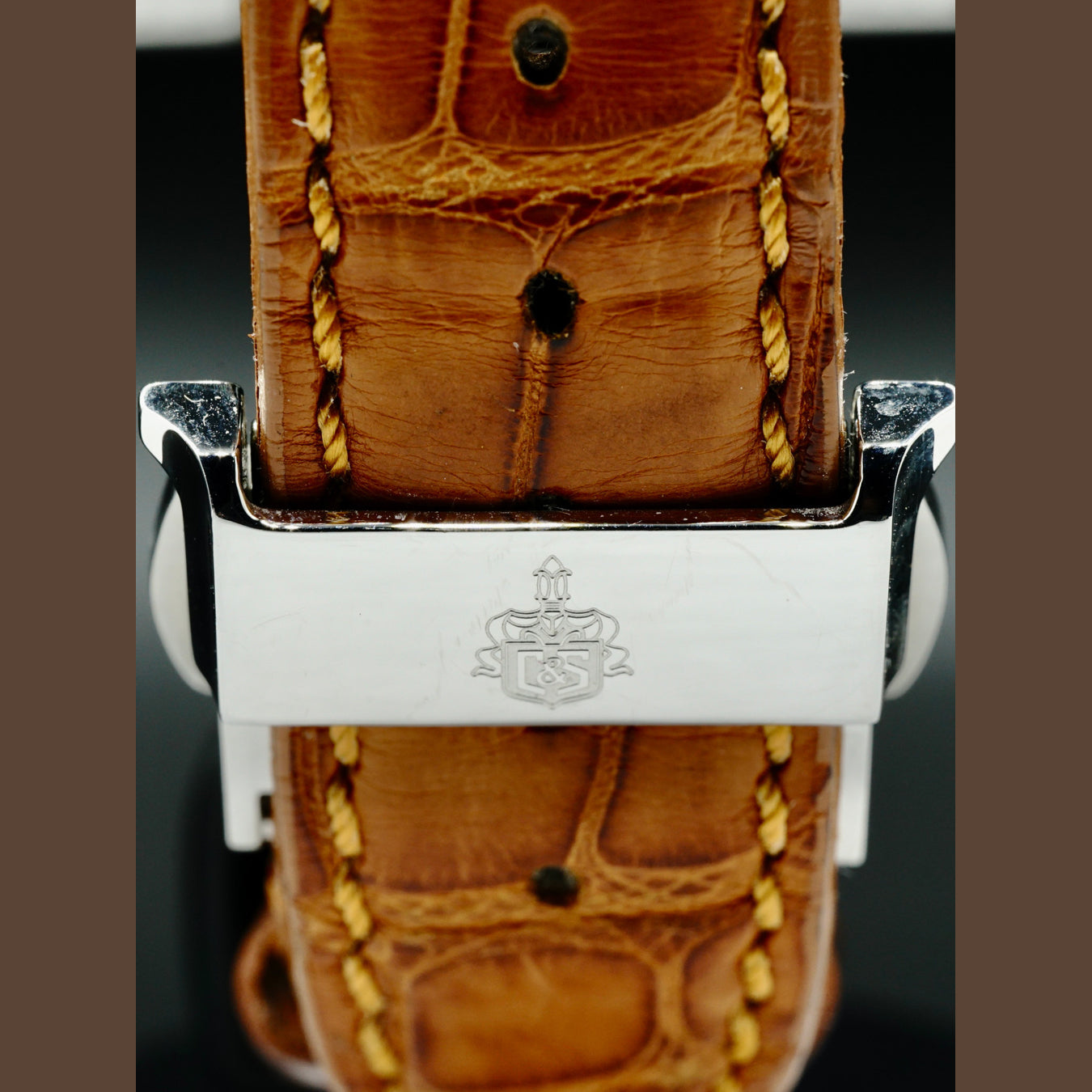 Cuervo y Sobrinos Espléndido XL Retrógrado Date Power Reserve 2452.1CH