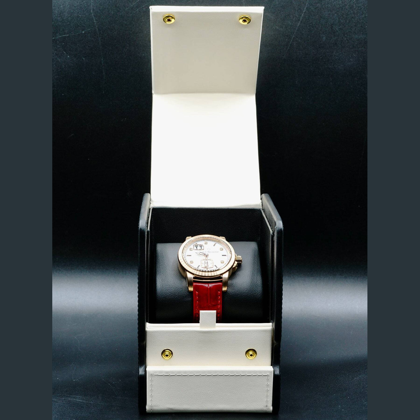 Carl F. Bucherer Diamond Patravi Date 00.10630.03.77.01