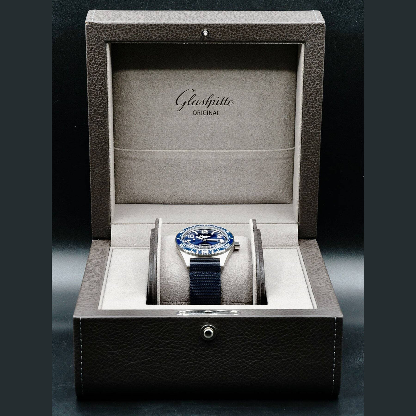 Glashütte Original SeaQ Blue Dial 39.5mm 1-39-11-09-81-70