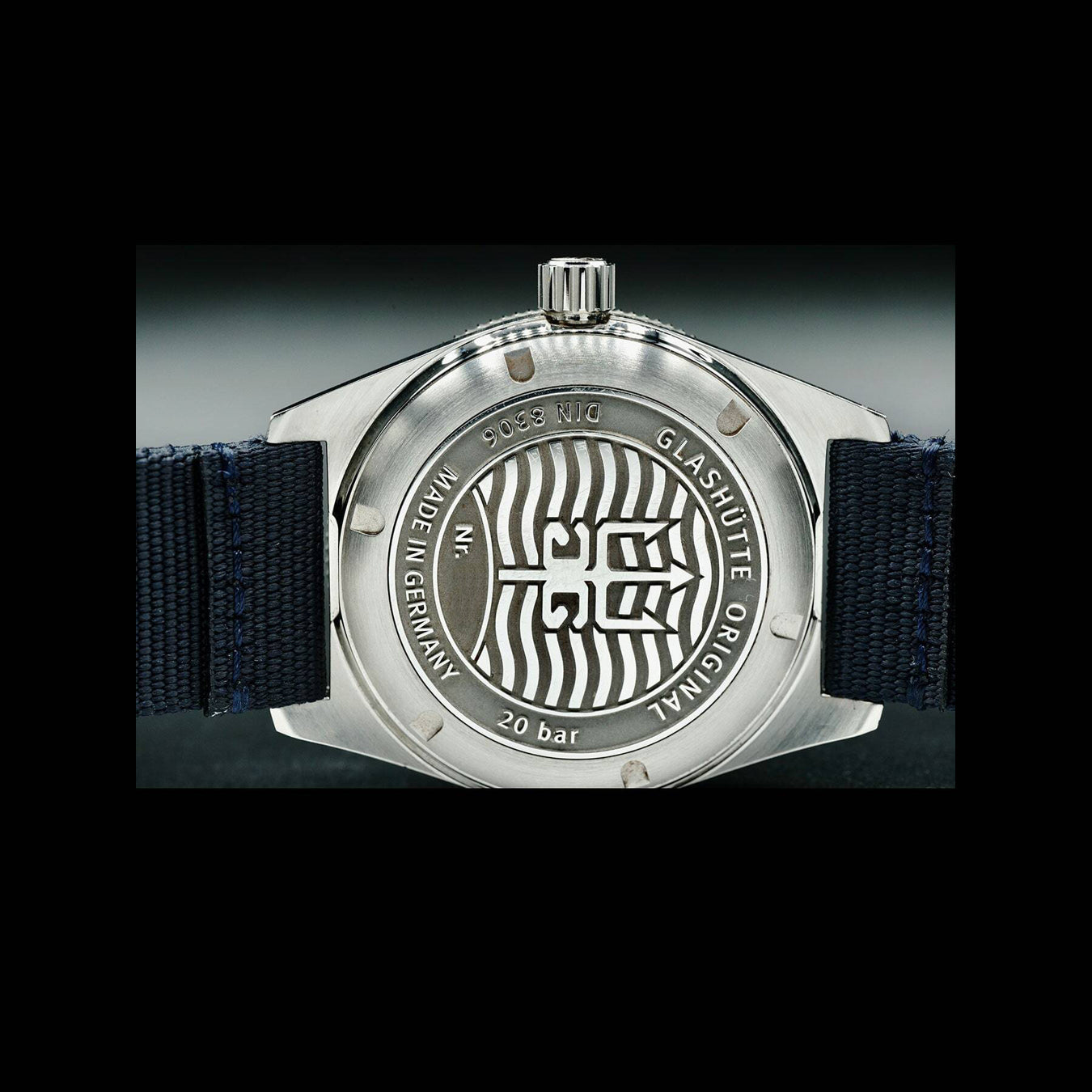Glashütte Original SeaQ Blue Dial 39.5mm 1-39-11-09-81-70