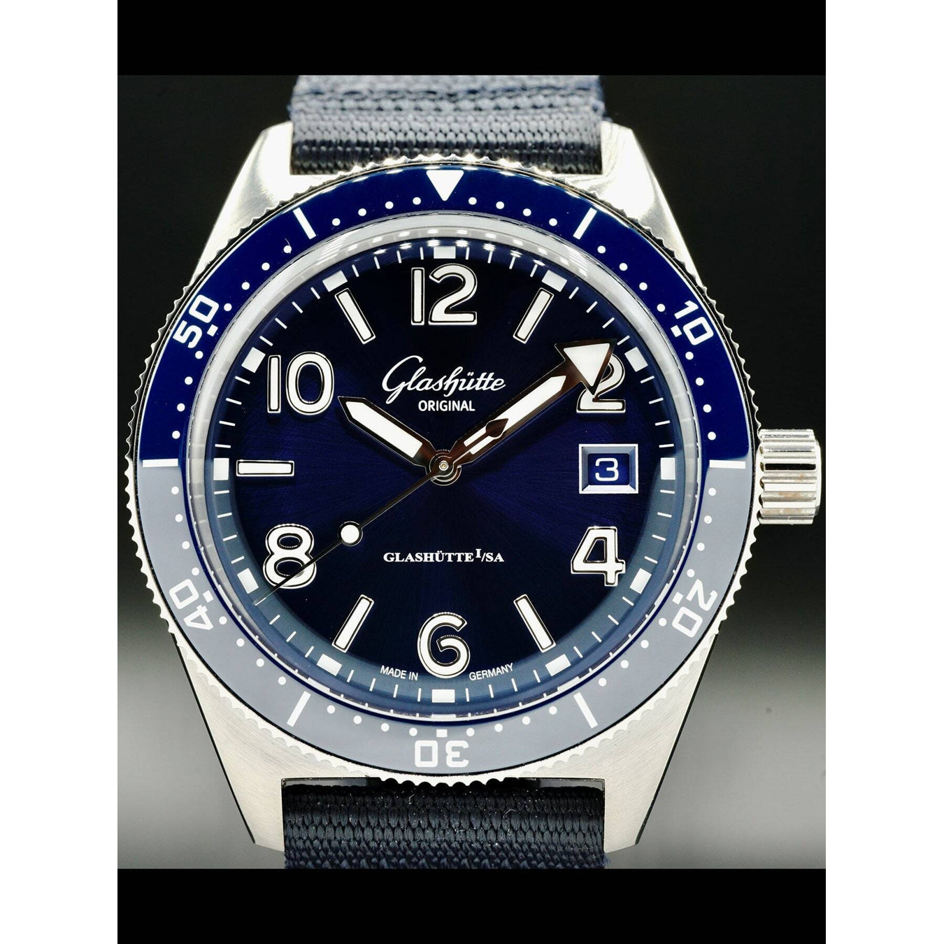 Glashütte Original SeaQ Blue Dial 39.5mm 1-39-11-09-81-70