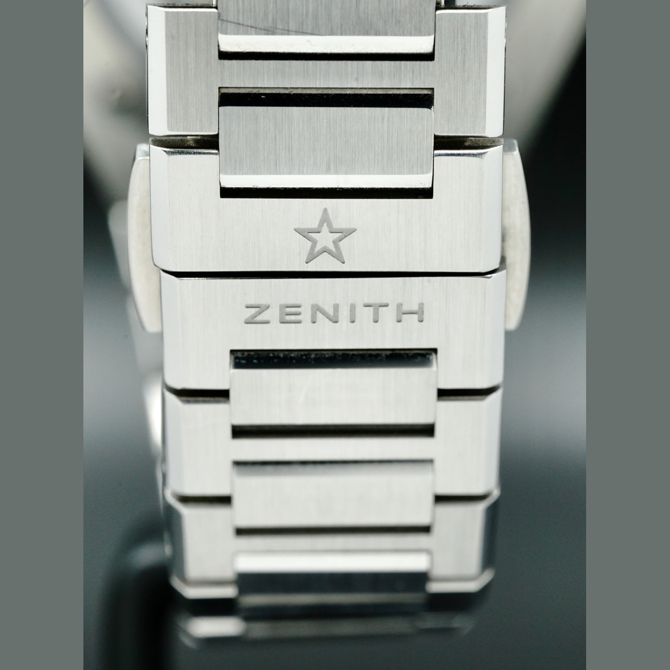 Zenith Defy Skyline 03.9300.3620/21.1001