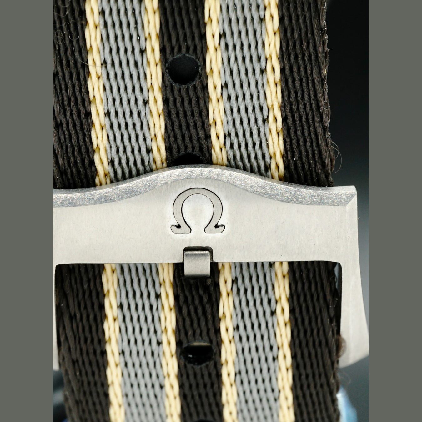 Omega Seamaster Diver 300 007 Edition on NATO Strap 210.92.42.20.01.001