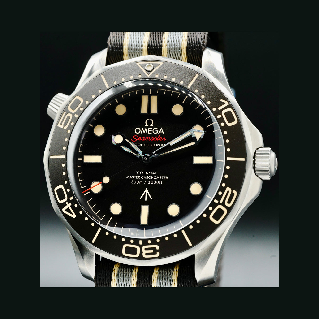 Omega Seamaster Diver 300 007 Edition on NATO Strap 210.92.42.20.01.001
