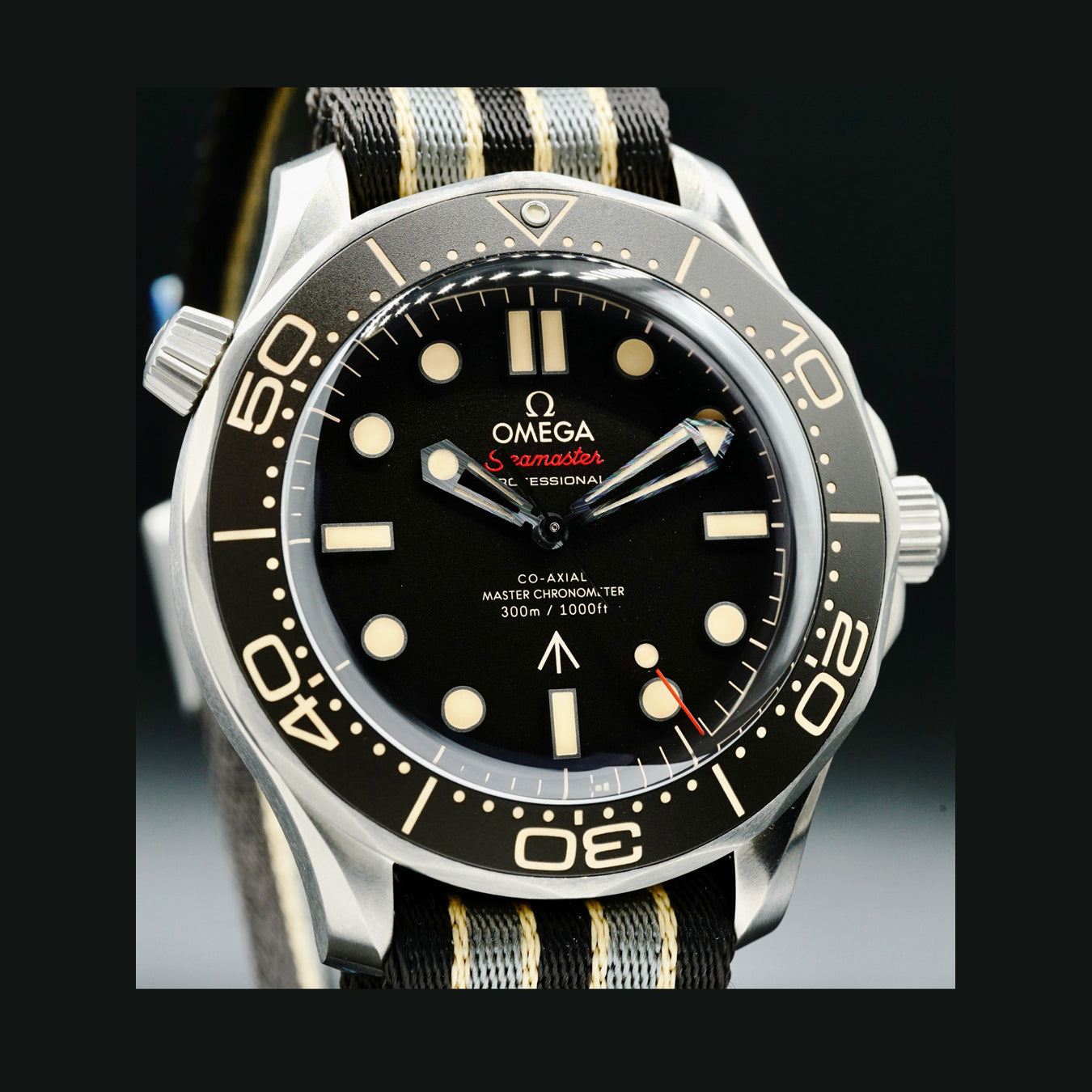 Omega Seamaster Diver 300 007 Edition on NATO Strap 210.92.42.20.01.001