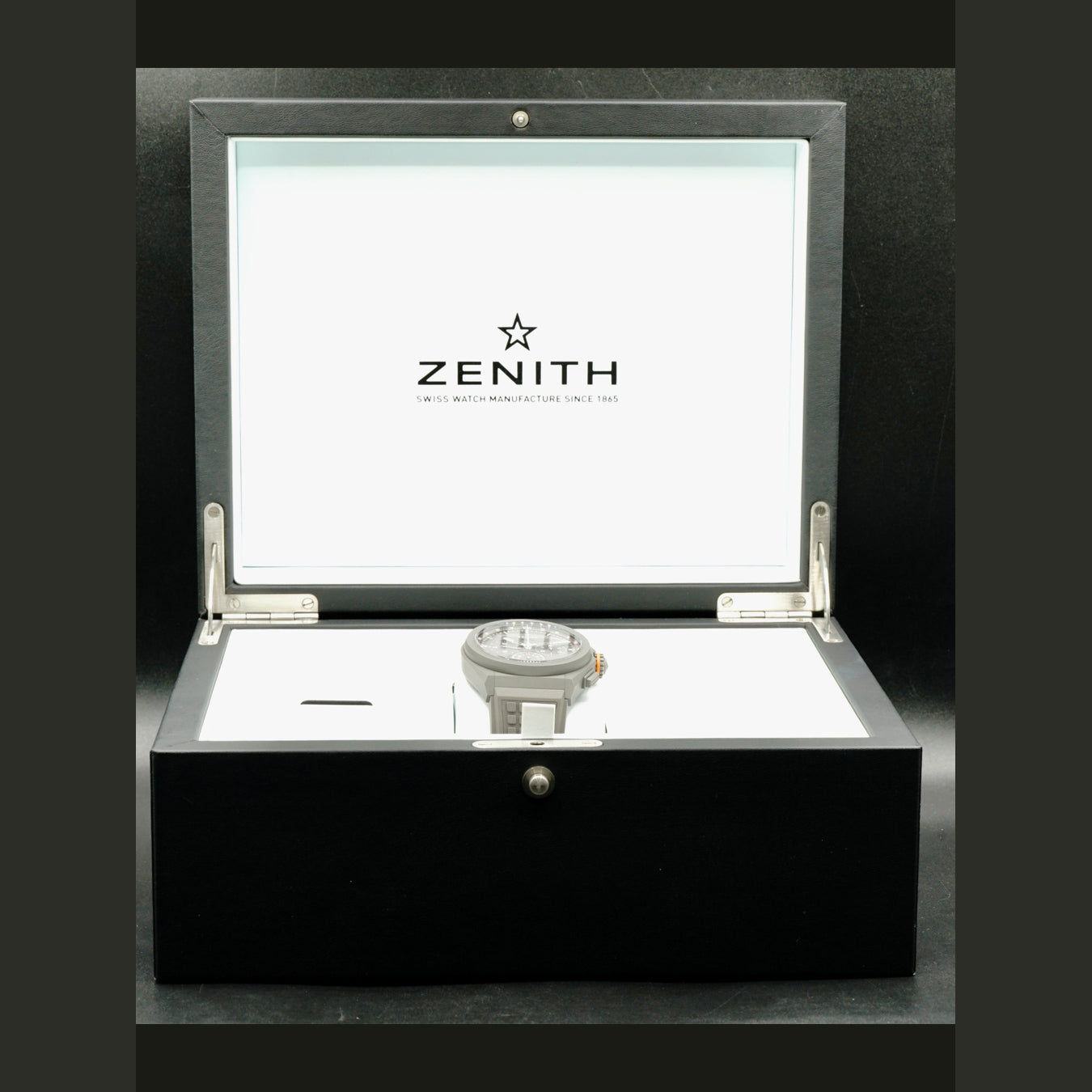 Zenith Land Rover Edition Defy El Primero 21 97.9000.9004/01.R787