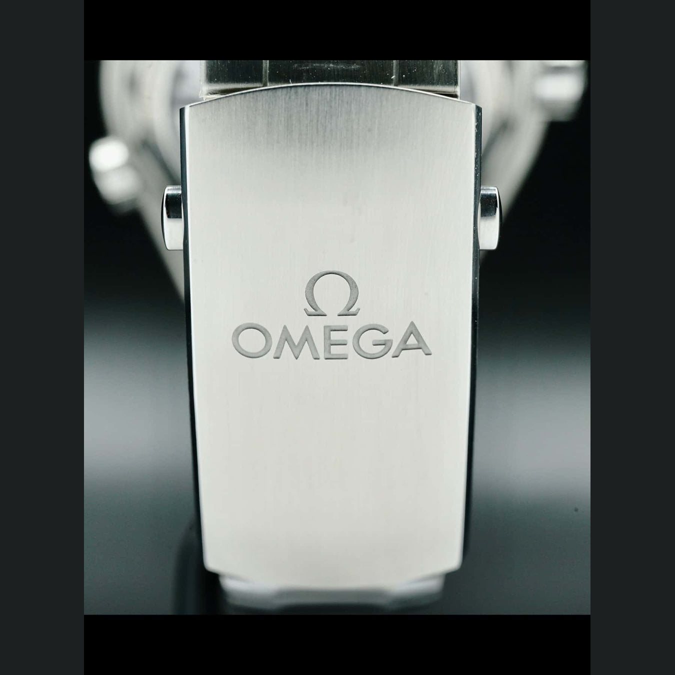 Omega Seamaster Planet Ocean 600M 215.30.44.21.01.001