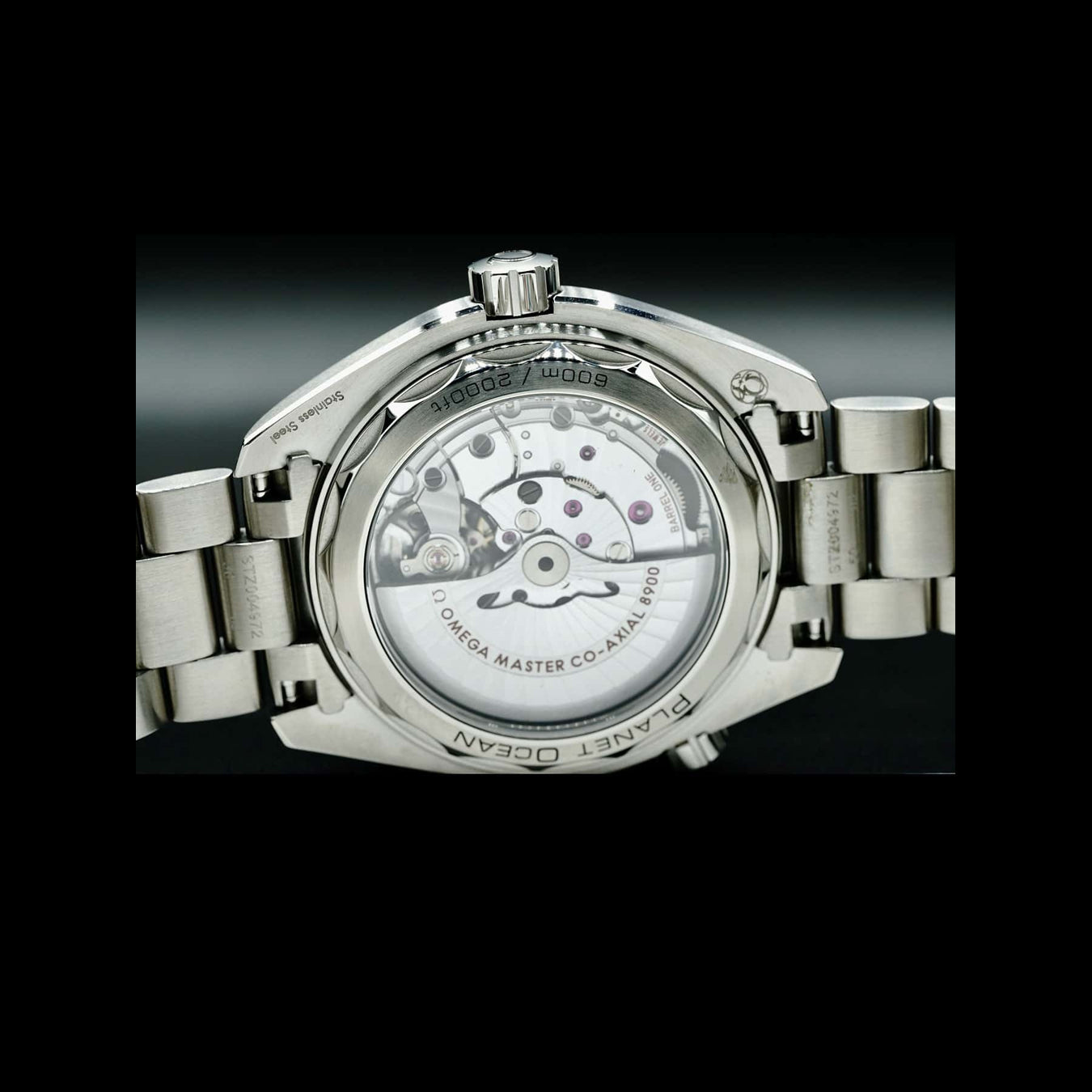 Omega Seamaster Planet Ocean 600M 215.30.44.21.01.001