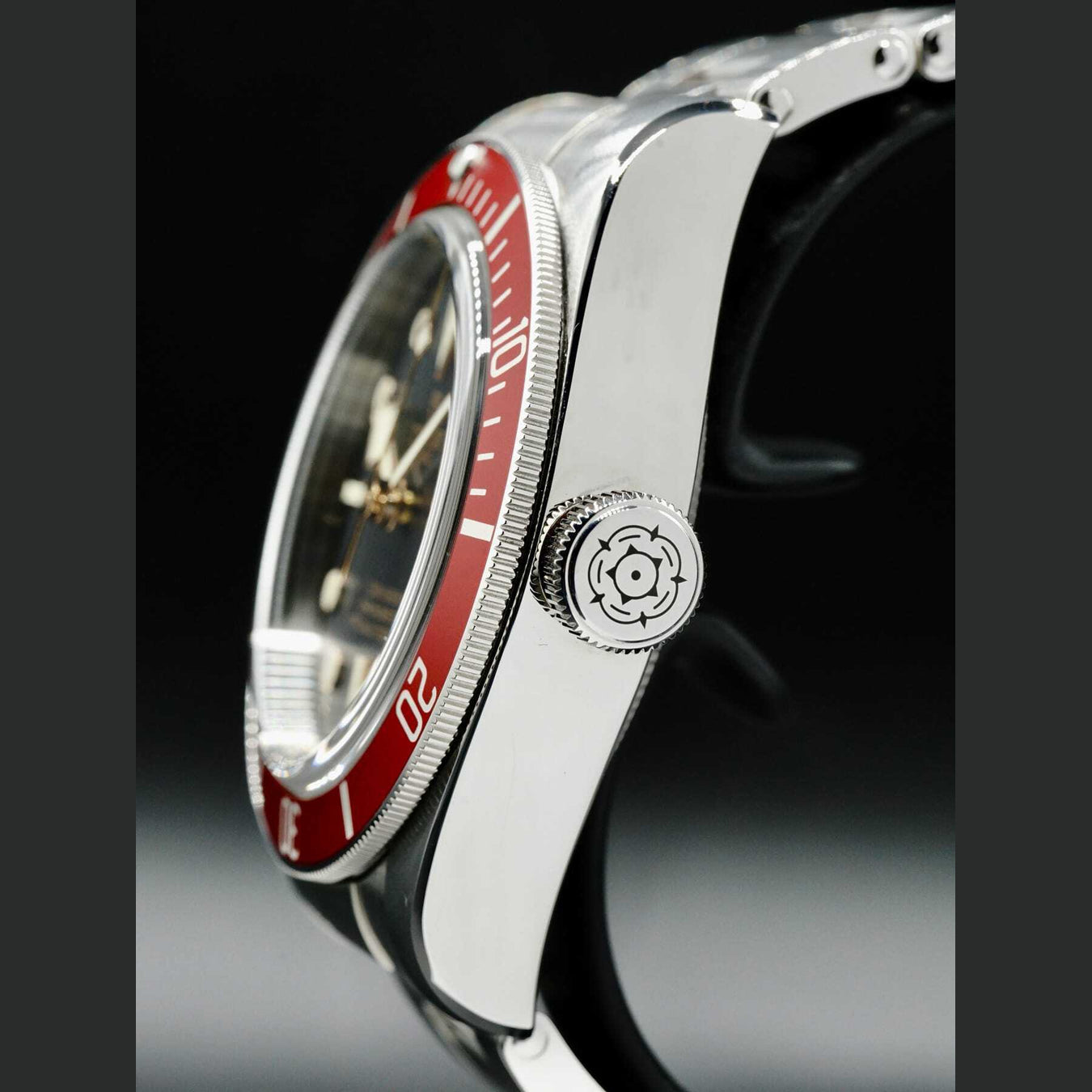 Tudor Black Bay 41mm on Bracelet 79230R