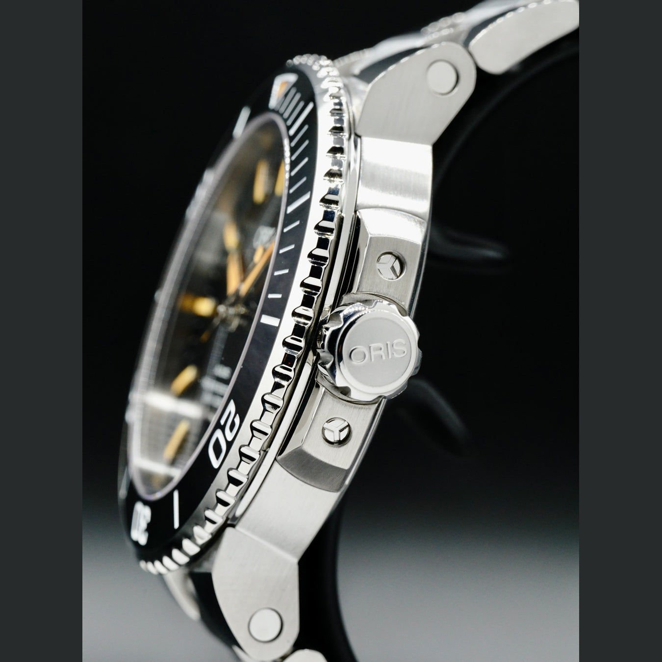 Oris Aquis 43.5mm 01 733 7730 4159