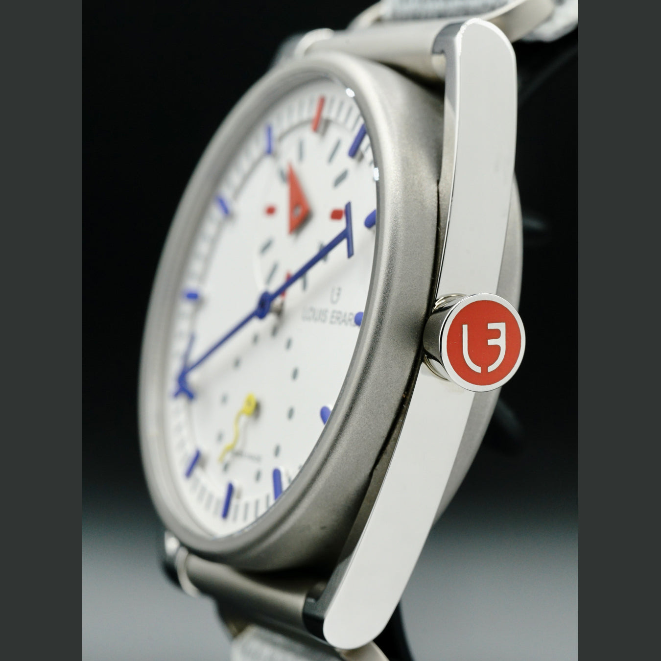 Le Regulateur Blanc Louis Erard x Alain Silberstein 85358TT01.BTT83