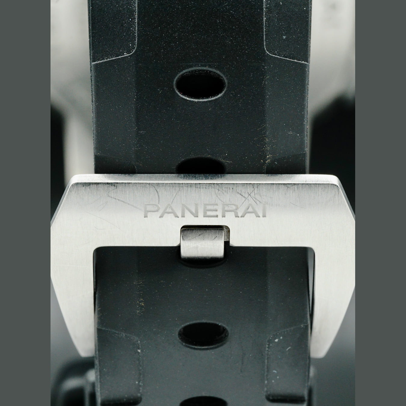 Panerai Submersible Bianco 42mm Stainless Steel PAM01223