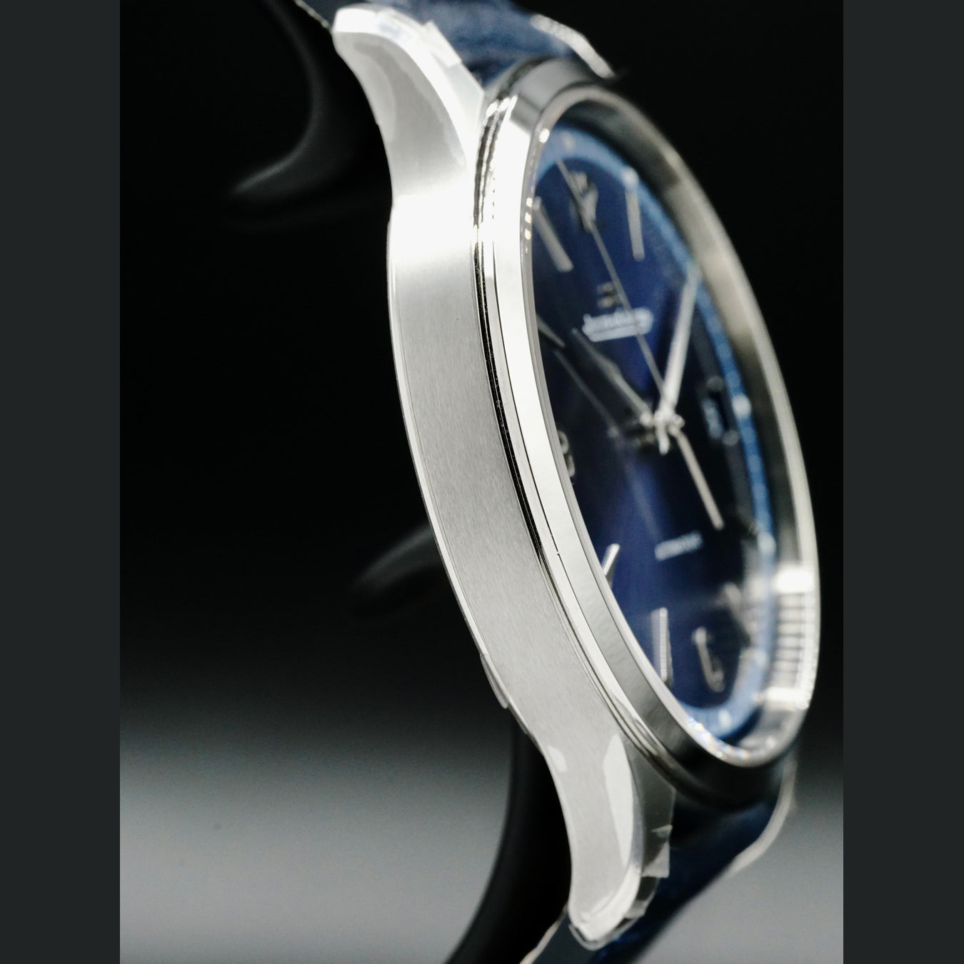 Jaeger LeCoultre Master Control Blue Dial Date Limited Edition Q4018480