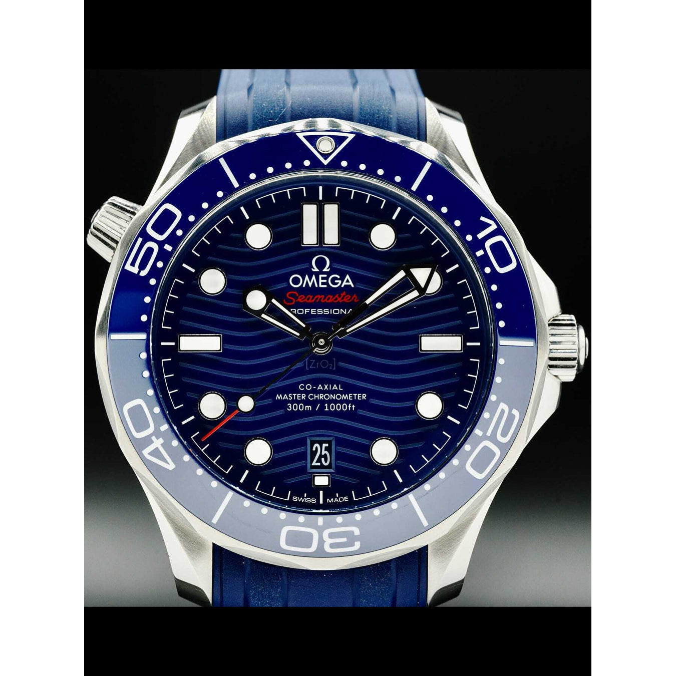 Omega Seamaster Diver 300M Co-Axial Master Chronometer on Rubber Strap 210.32.42.20.03.001