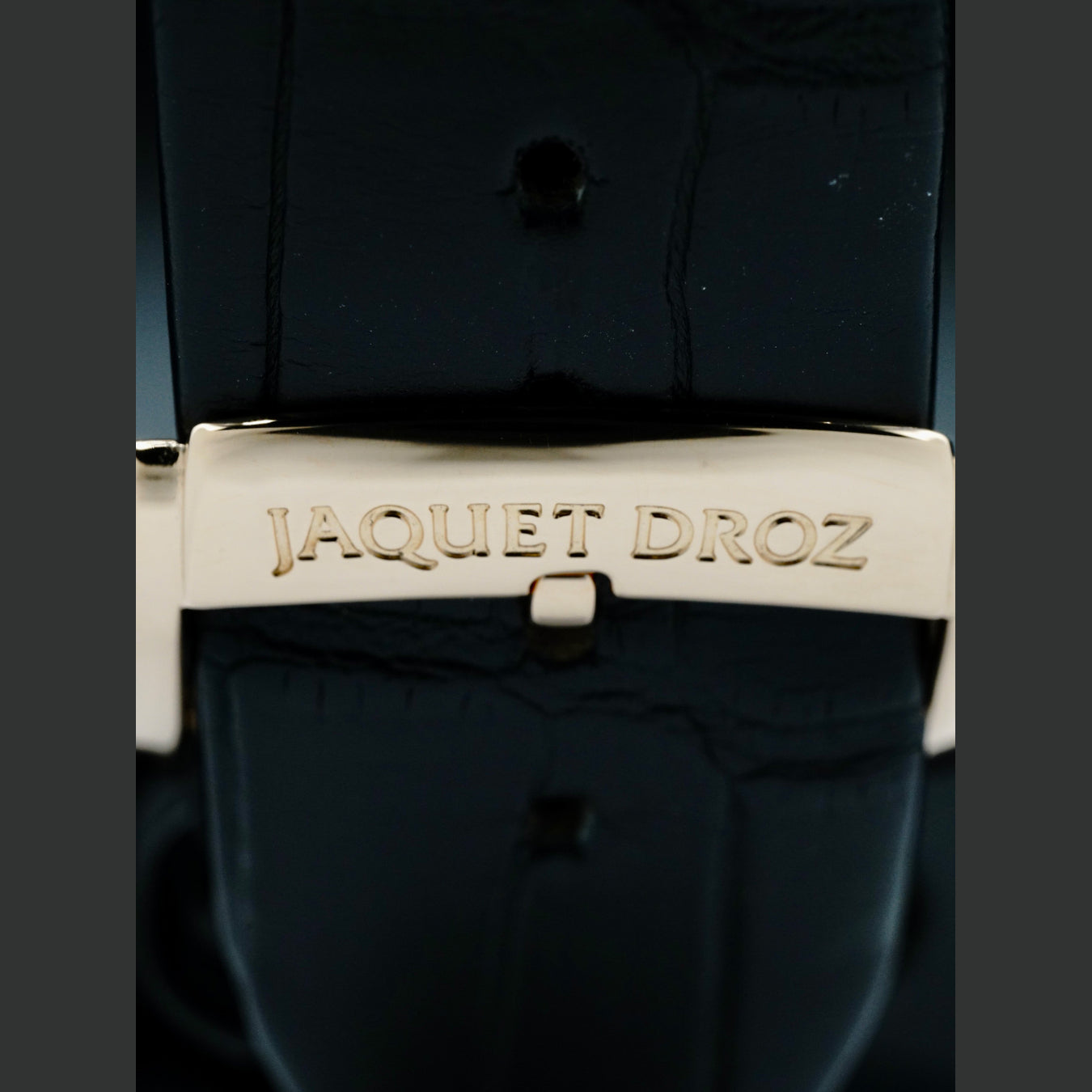 Jaquet Droz Petite Heure Minute Paillonnee J005013245