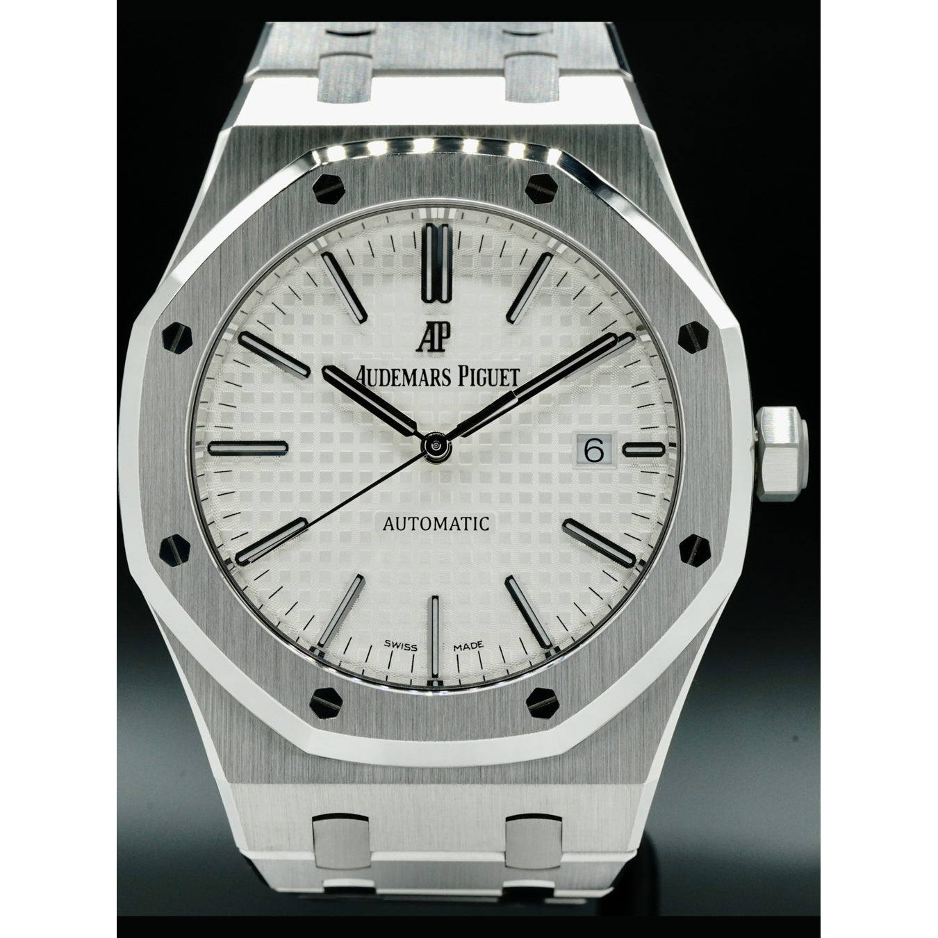 Audemars Piguet Royal Oak 15400ST.OO.1220ST.02