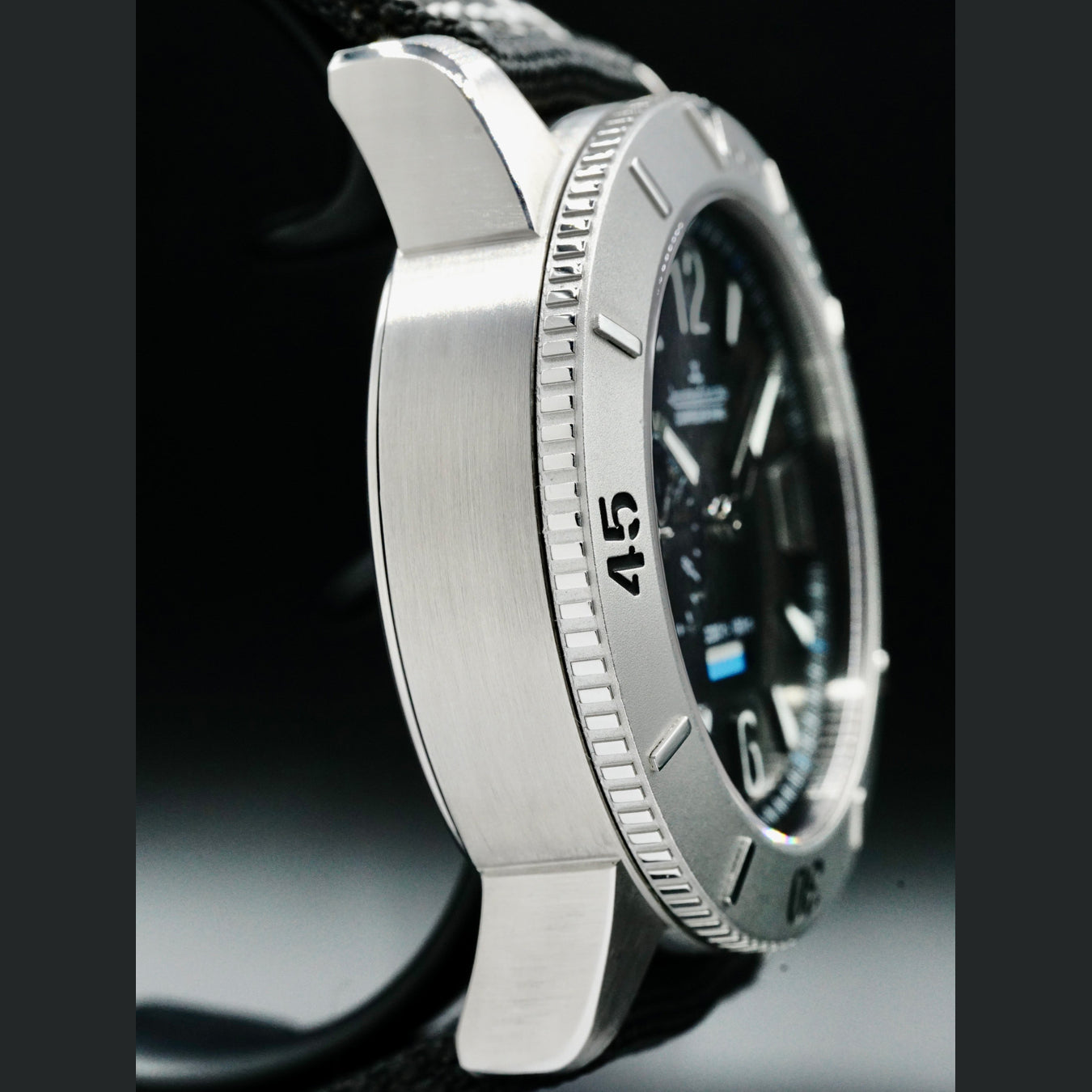 Jaeger LeCoultre Master Compressor GMT 160.T.05