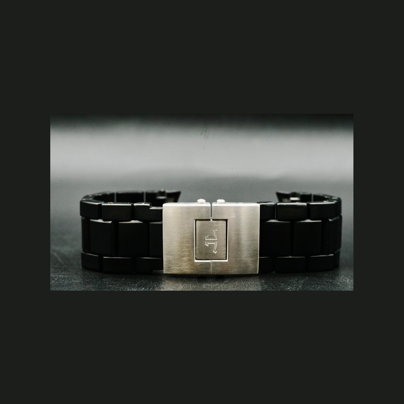 Jaeger LeCoultre Master Compressor GMT 160.T.05
