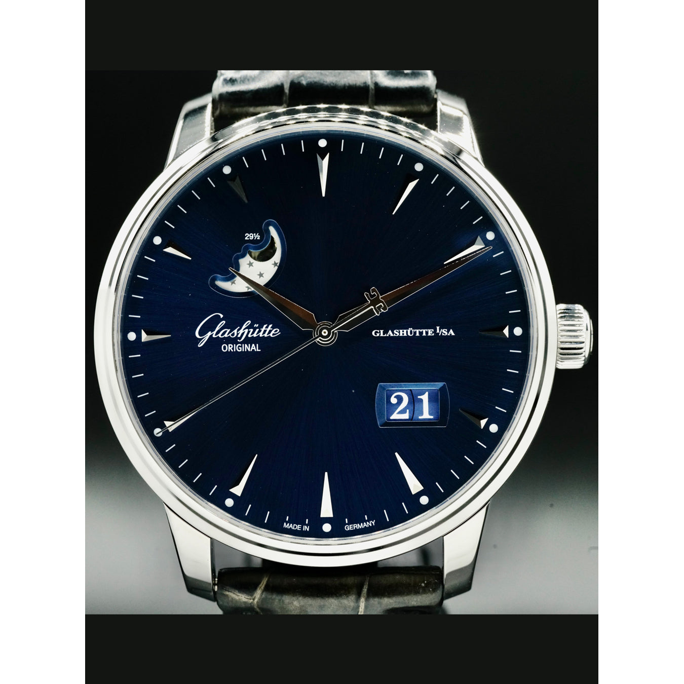 Glashütte Original Senator Excellence Panorama Date Blue Dial 36-04-04-02-01